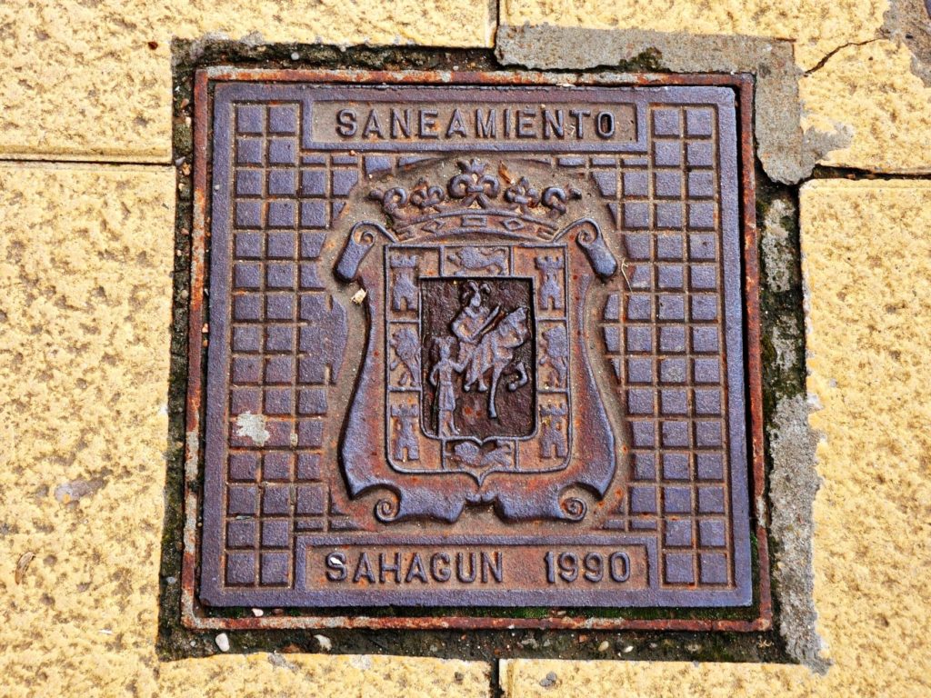 SEWER AND REGISTRATION COVER
ALCANTARILLA ESPAÑA SAHAGÚN